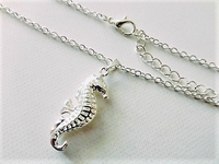 Versilberte Halskette - Seepferdchen -